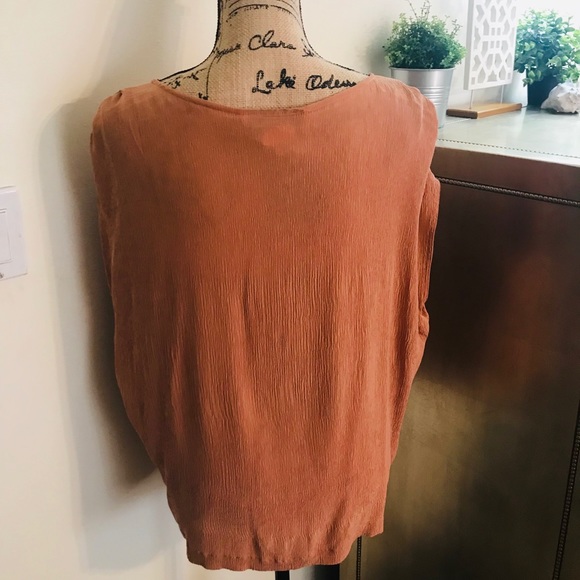 OUT OF THE BLUE SILK SUNTAN BLOUSE - Picture 3 of 4